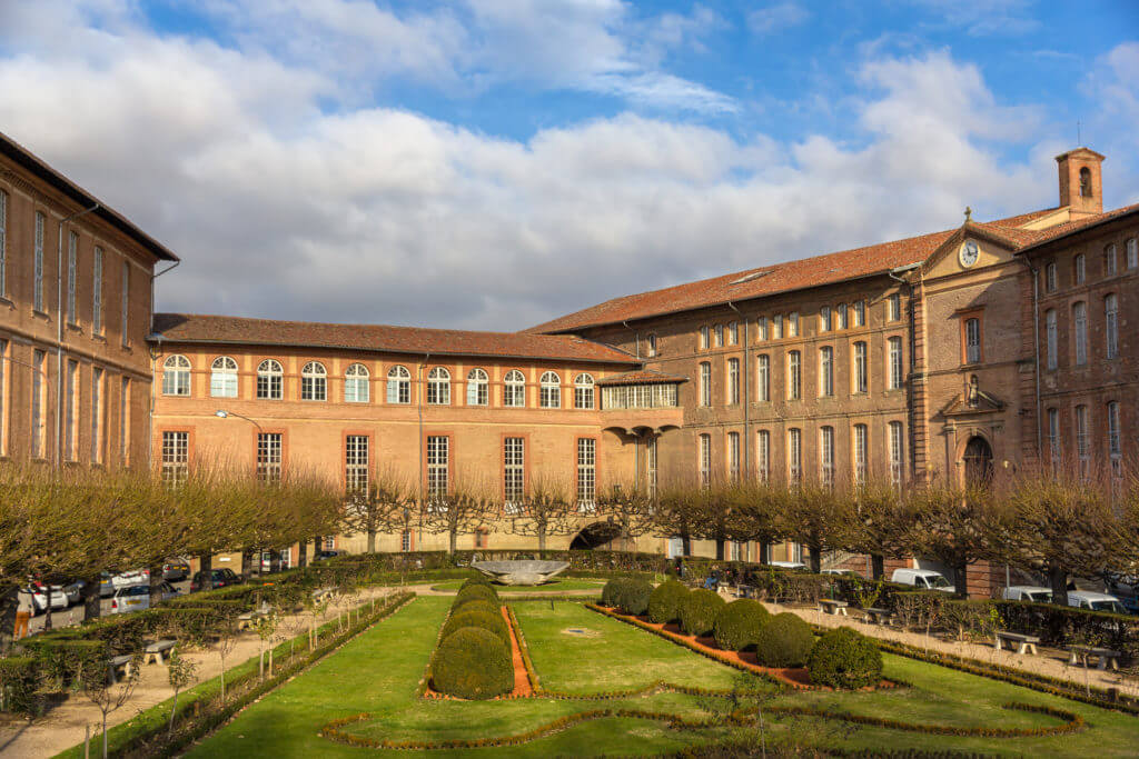 L’hôtel-Dieu Saint-Jacques